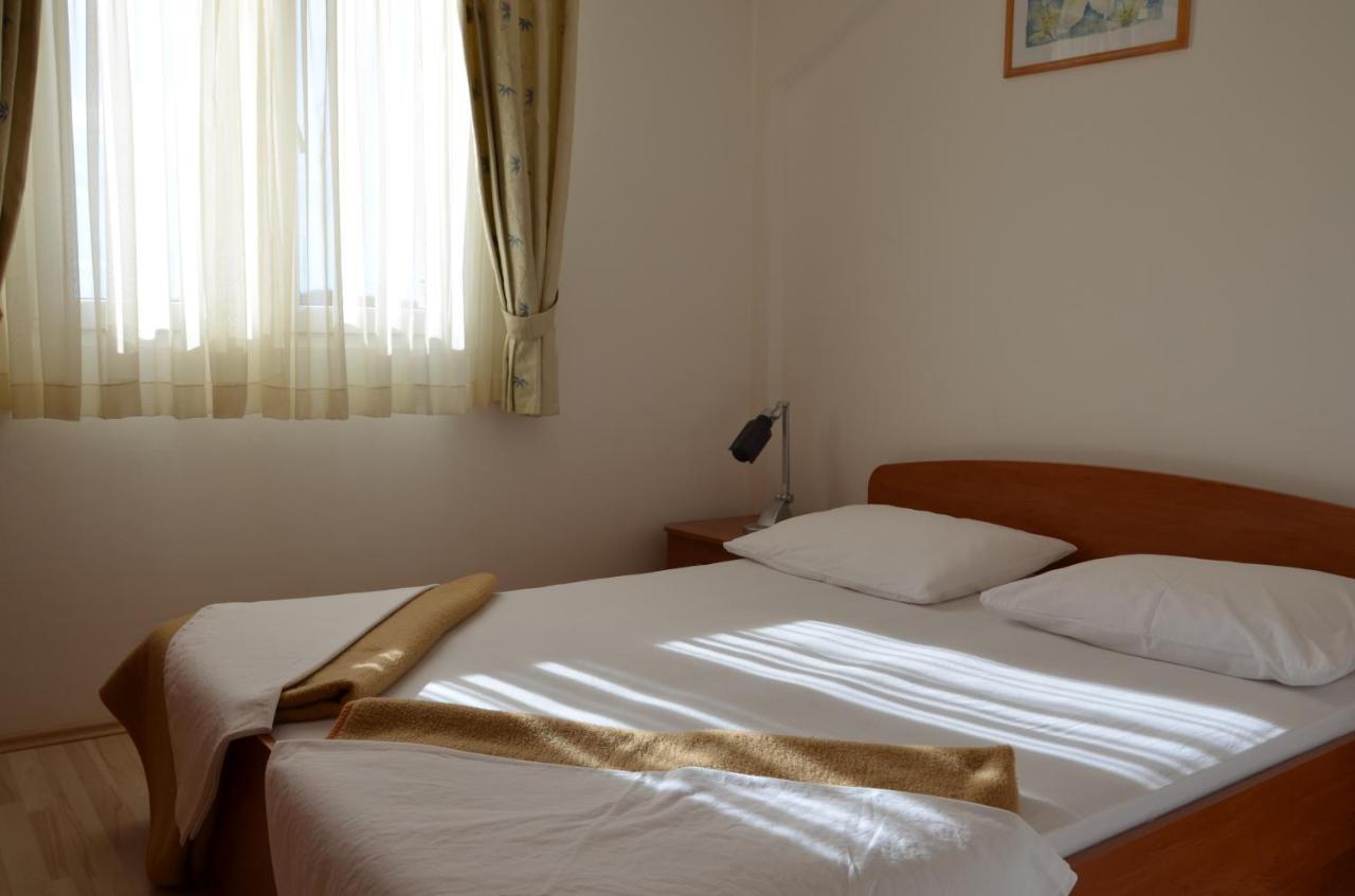 Pirovcanka Apartment *