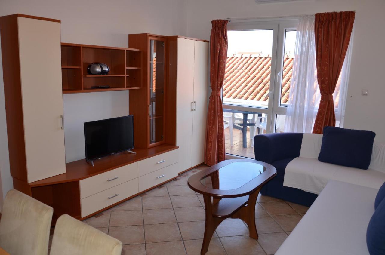 Pirovcanka Apartment